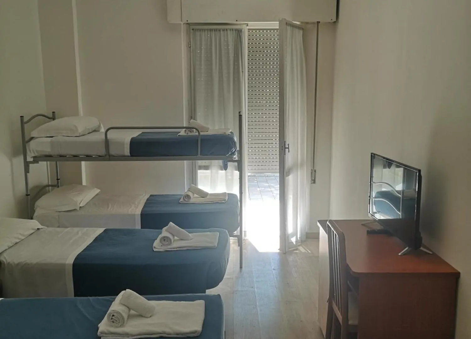 Hotel Holiday Misano Adriatico 3*,  Italien