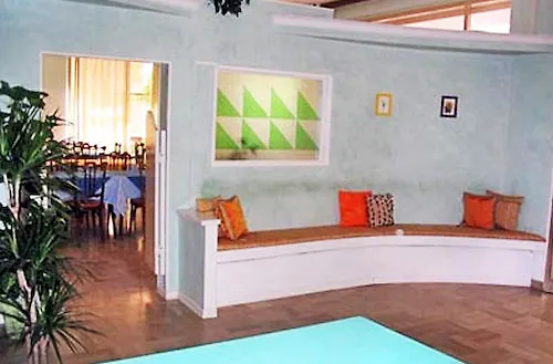 Hotel Holiday Misano Adriatico 3*,